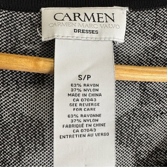 Carmen Marc Valvo Scoop Neck Graphic Print Fit & Flare Dress Size Small - Picture 6 of 9
